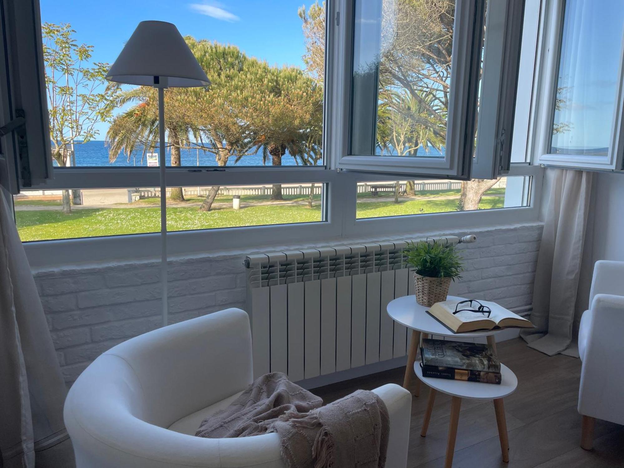 Apartamento Comillas Beach Exterior photo