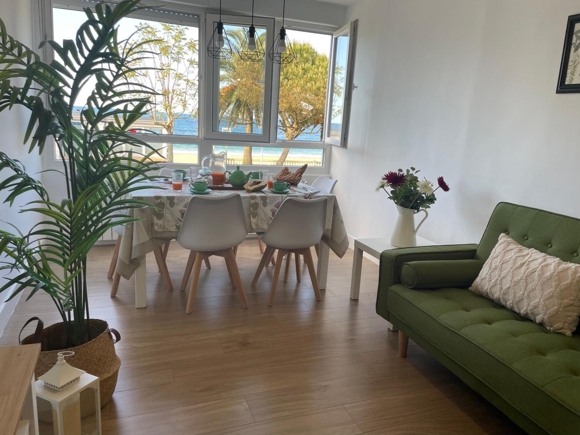 Apartamento Comillas Beach Exterior photo